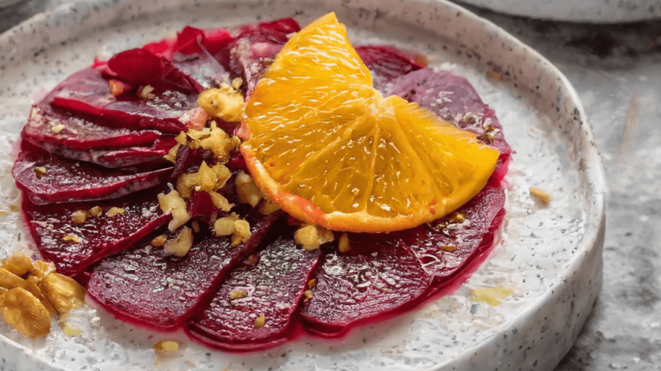 Carpaccio with Beet and orange vinaigrette 169