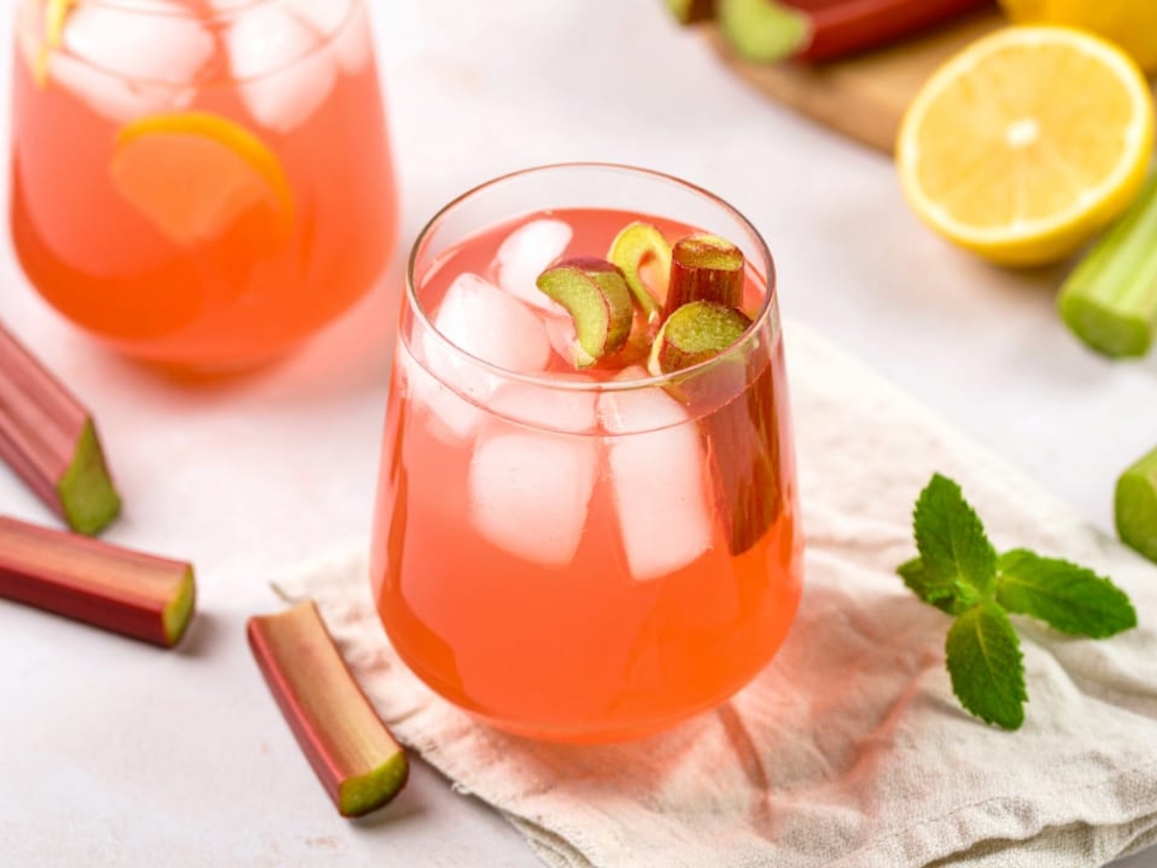 Homemade Rhubarb Syrup 169 4