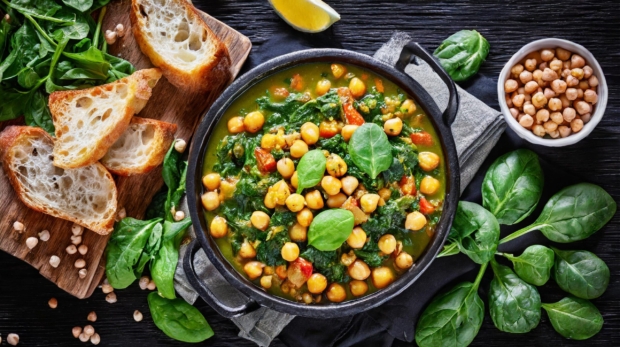 Spinach_chickpea_stew_smoked_paprika