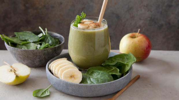 Spinach_moothie_apple_bananas_recipe