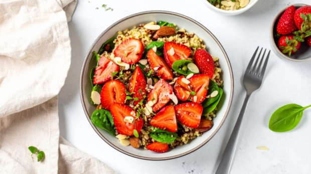 Strawberry Basil Quinoa Salad 169 1