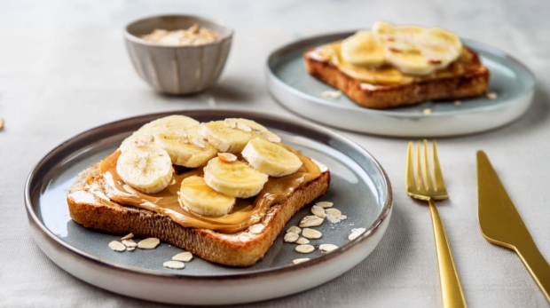 Toast with Banana Almond Butter 169 1