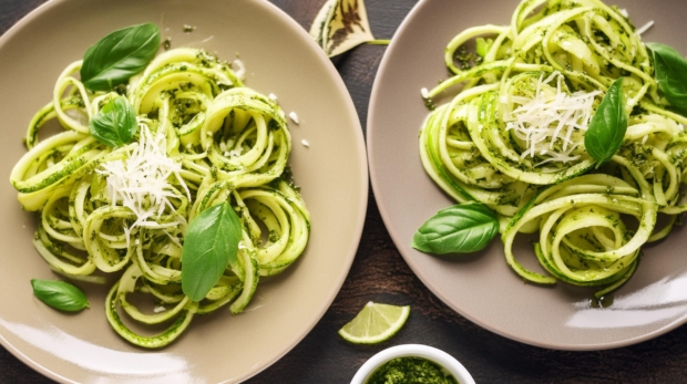 Zucchini-Noodles-with-Pesto