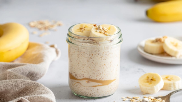 Creamy Banana Peanut Butter Oatmeal 169 1