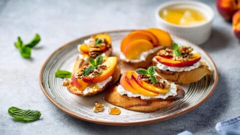 Peach Bruschetta | Perfect Summer Appetizer or Sweet Breakfast Recipe