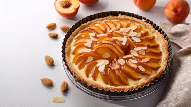Tart-with-Peaches-Vegan