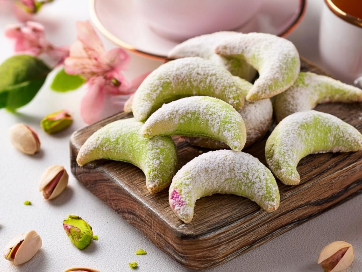 Christmas Cookies Pistachio Rose Water Crescents xmas 169