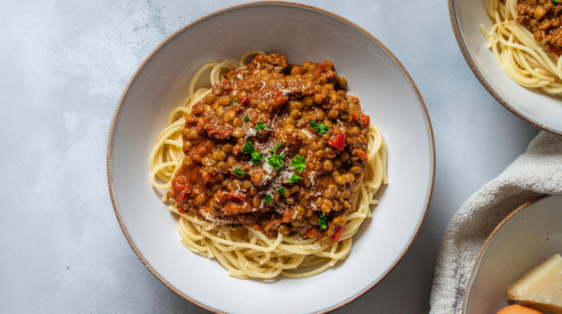 Delicious Vegetarian Bolognese Recipe with Lentils 169 1