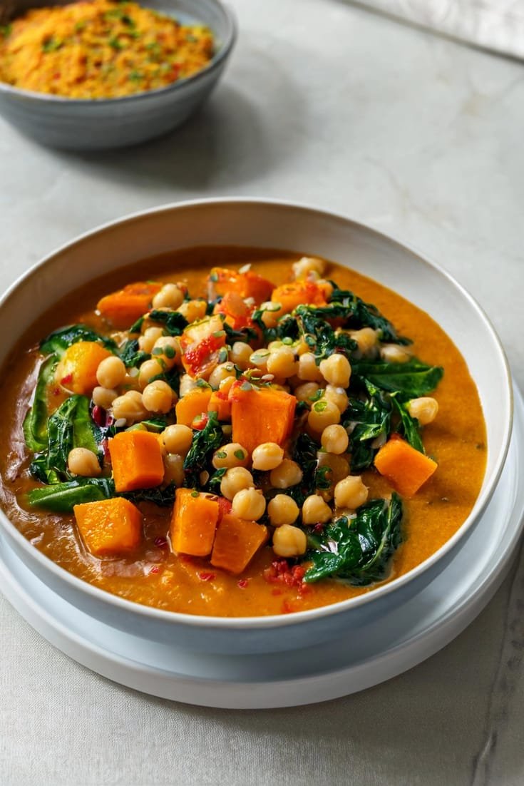Easy Vegan Sweet Potato Chickpea Curry - Healthy & Flavorful!