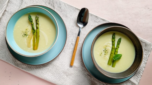 Creamy-Asparagus-Potato-Soup-169-2