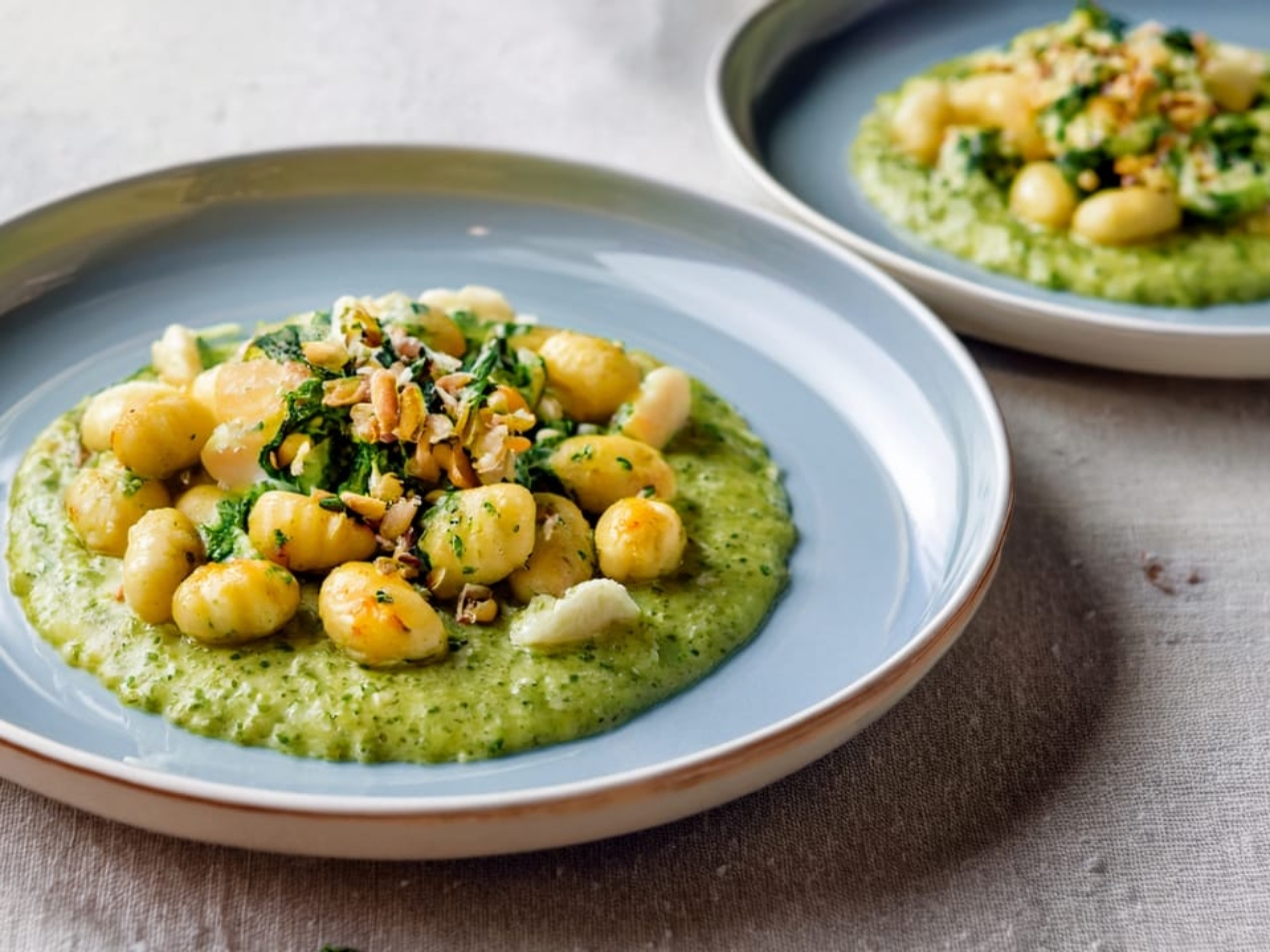 Wild Garlic Gnocchi with Lemon Cashew Cream 169 1