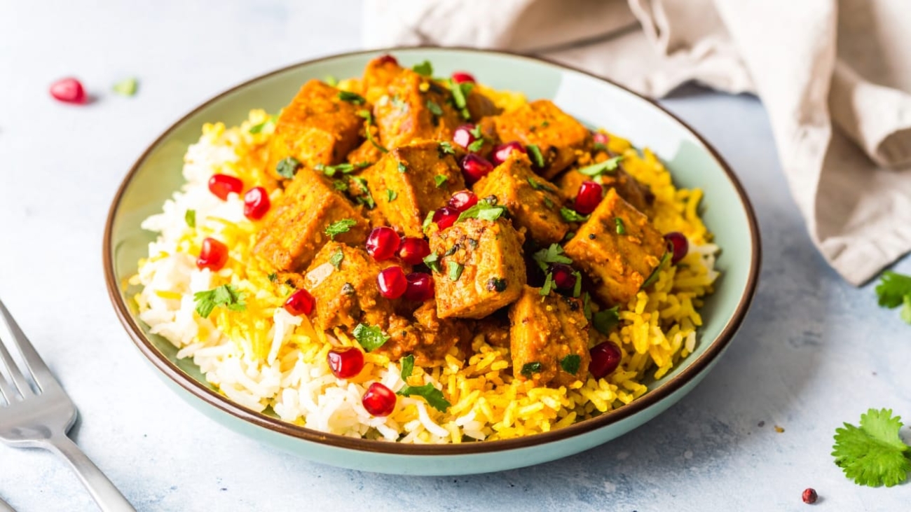 Tempeh Tikka Masala with Saffron Coconut Rice (Vegan) 169 1